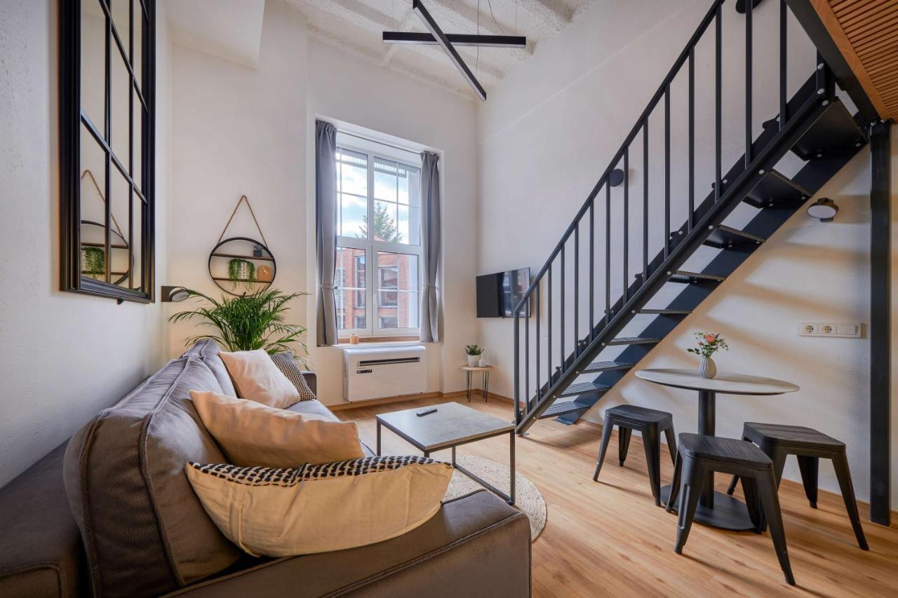 Queen Barbora Central Lofts Kaunas Bagian luar foto