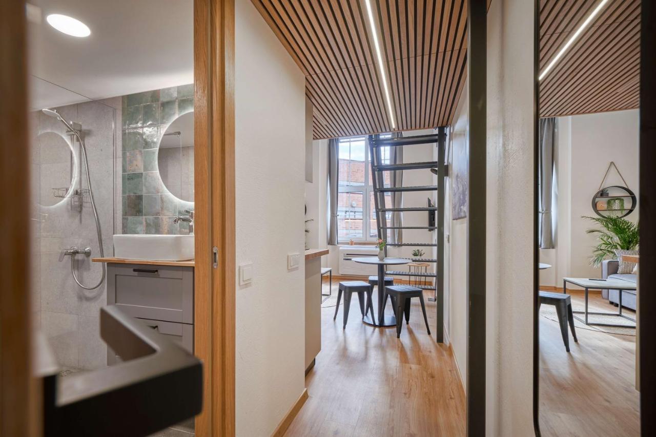 Queen Barbora Central Lofts Kaunas Bagian luar foto